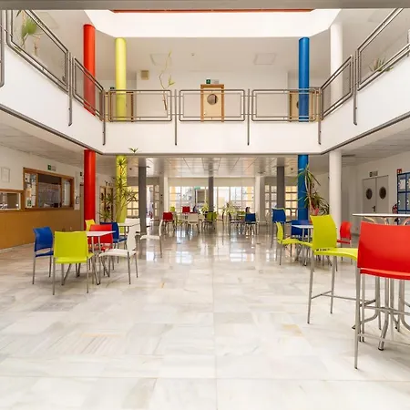 Hostal Inturjoven *