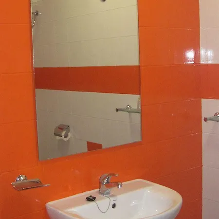 Inturjoven Hostal *